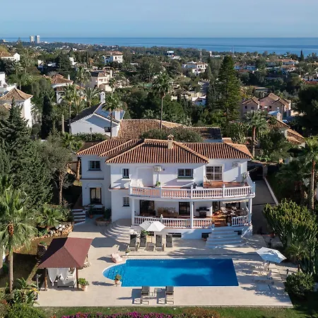 La Vida En Rosa Bed & Breakfast *
